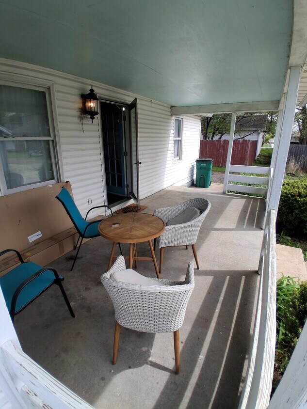 Foto del edificio - 117 W Ash St