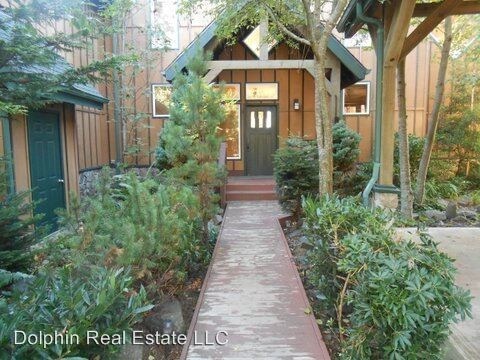 Primary Photo - 3360 NW Oceanview Dr
