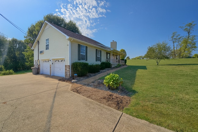 Photo - MOVE-IN SPECIAL!! $250 OFF First Month House