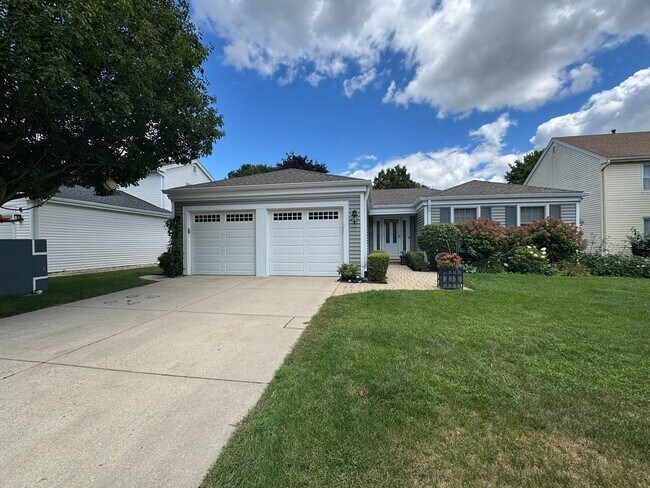 Foto del edificio - 933 Shambliss Ln