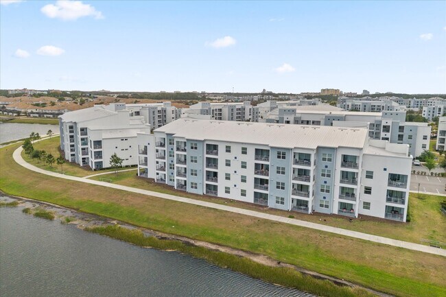 Foto del edificio - 3151 Paradox Cir