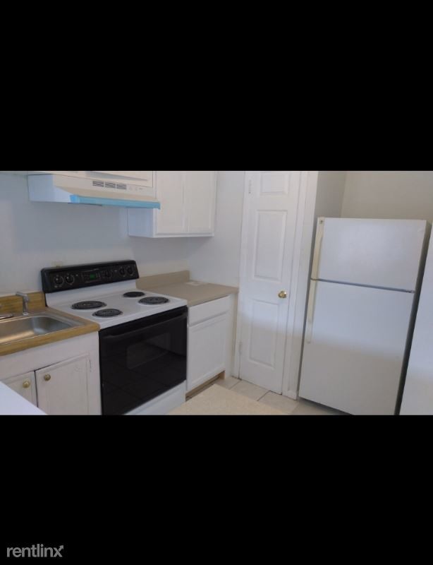 Foto del edificio - 1 br, 1 bath Condo - 6231 Westward St
