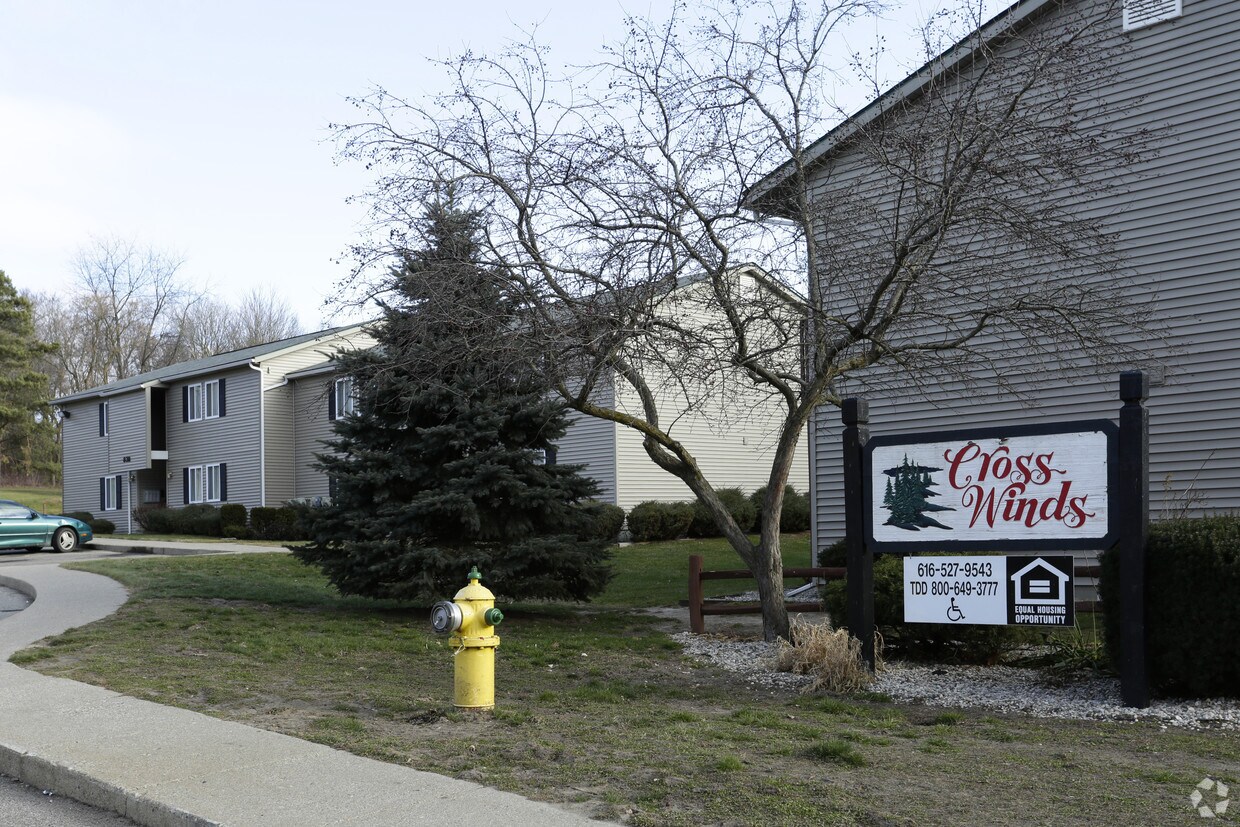 Crosswinds Apartments Rentals in Ionia at 833 Prospect St Ionia, MI