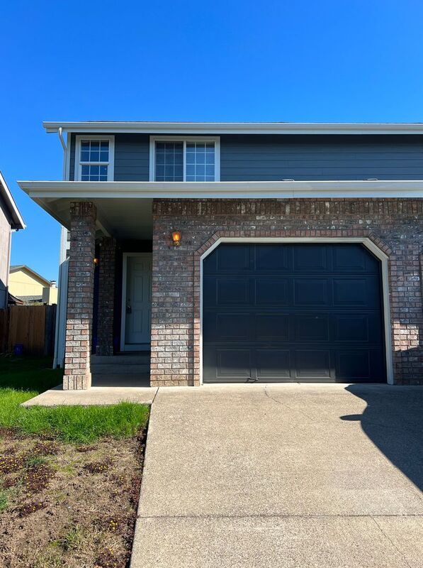 Foto del edificio - 782 N Cloverleaf Loop