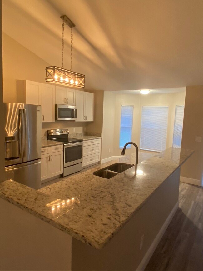 Foto del edificio - 321 Misty Meadow Dr