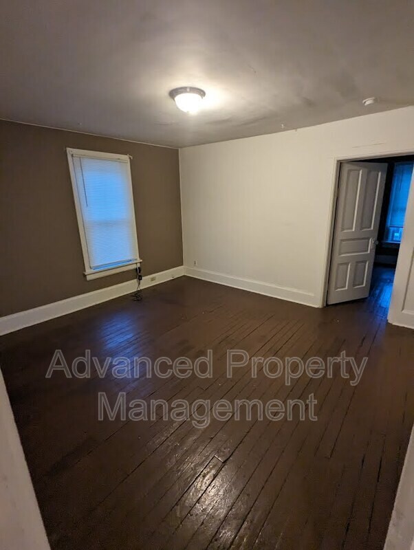 Foto del edificio - 1024 Hagerer St