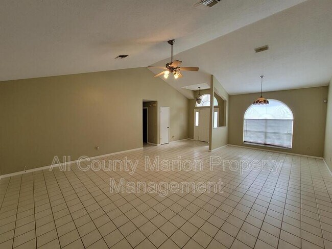 Building Photo - 3626 SE 56th Terrace