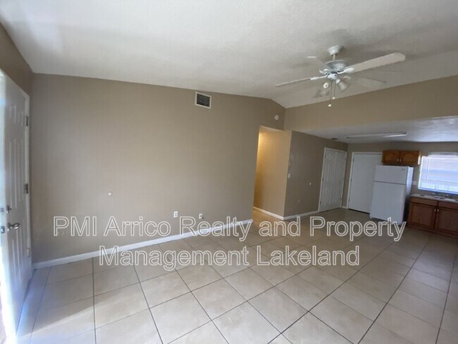 Building Photo - 590 Hatfield Rd