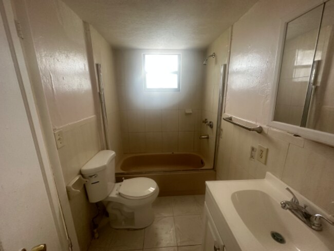Foto del edificio - 12041 NW 22nd Pl