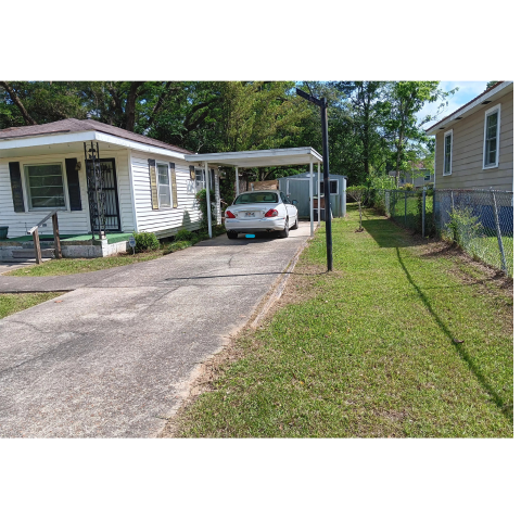 Building Photo - 7055 Langdon Dr