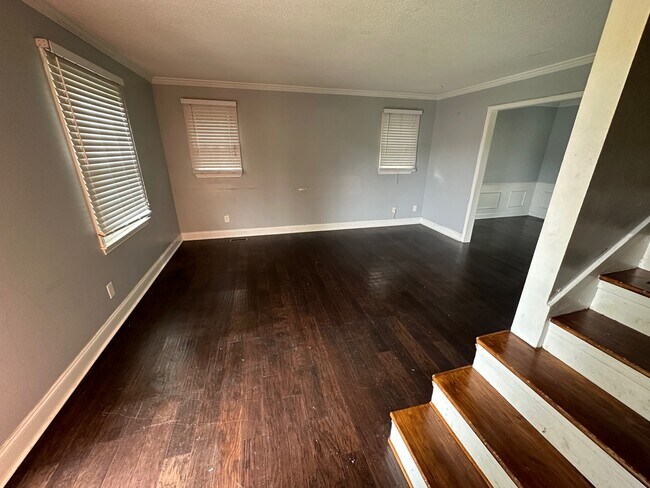 Building Photo - 510 Layne St