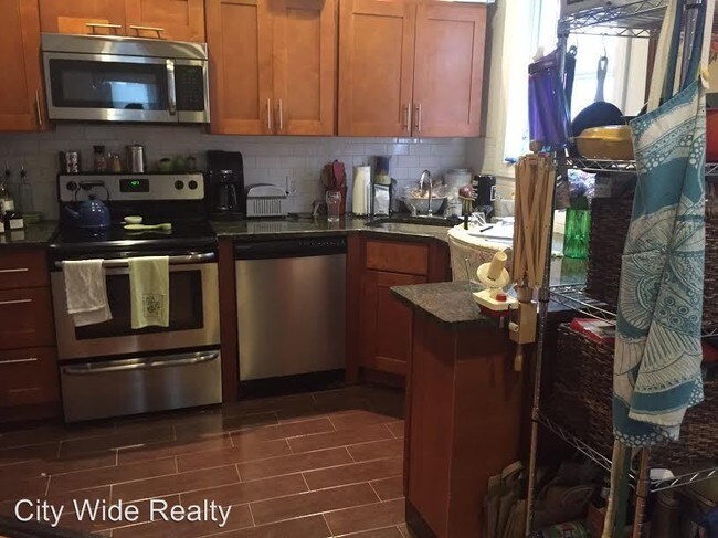 Foto del edificio - 236 Buckingham Pl