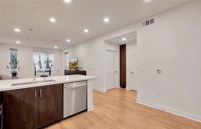 Building Photo - Comfortable Spaces You’ll Love Coming Home To