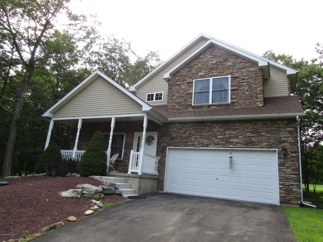 Foto principal - 75 Pebble Beach Dr