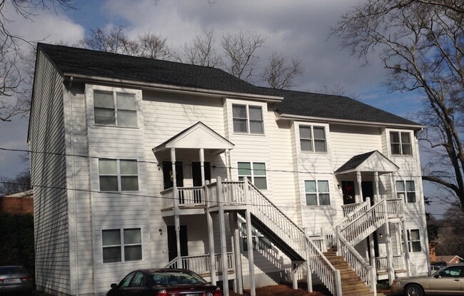 Foto del edificio - Great Location!!! Five Points, Tanyard Condominium's