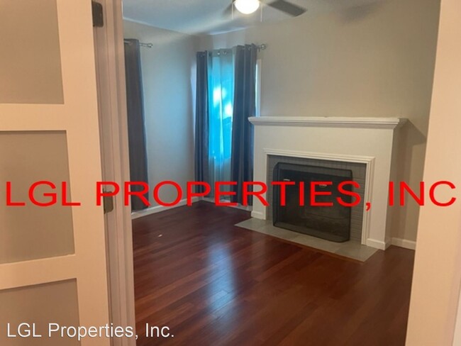 Building Photo - 4 br, 3.5 bath House - 1060 Appollo Way