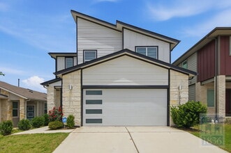 Building Photo - 10925 Tildon Ave