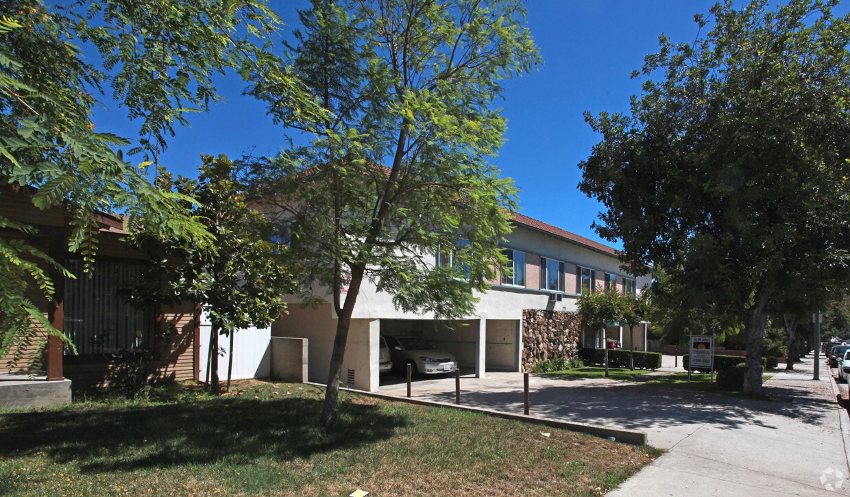 1052 Sonora Ave, Glendale, CA 91201 Apartments in Glendale, CA