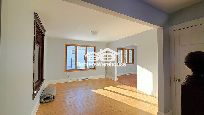 Building Photo - 115 Mathison St