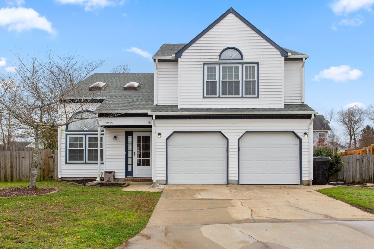Foto principal - 5945 Senators Ct