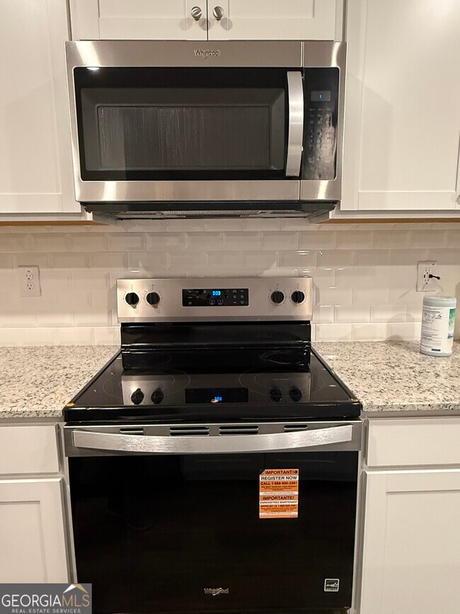 Foto del edificio - 30 Robinson Ridge