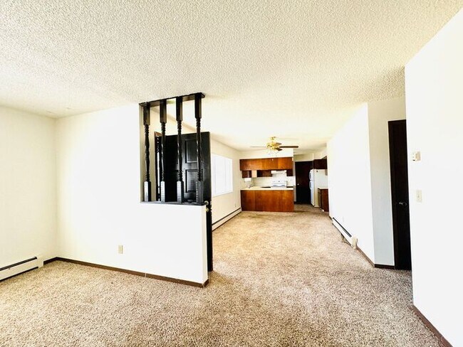 Building Photo - 1633 Elizabeth Court, Loveland, CO 80537