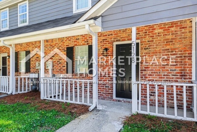 Foto del edificio - 5128 Lakeview Ct