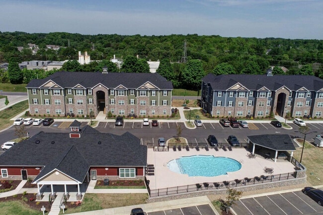 Building Photo - Villas at Fort Mill