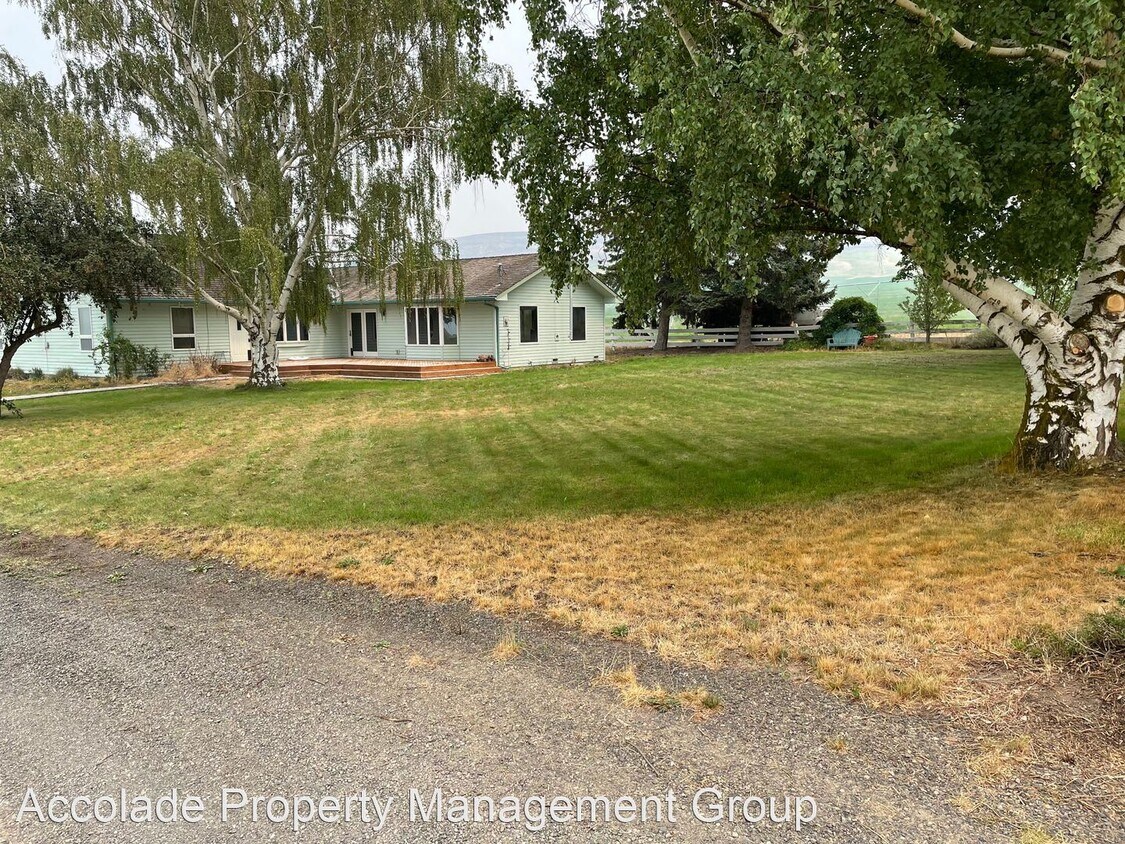 Foto principal - 4 br, 2 bath House - 821 Busch Road
