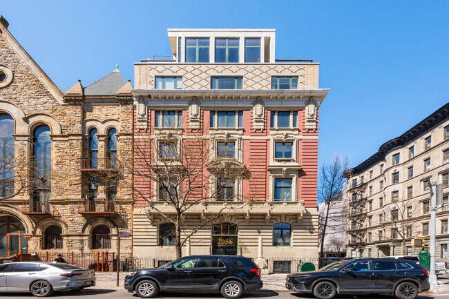 Building Photo - 2056 Fifth Ave
