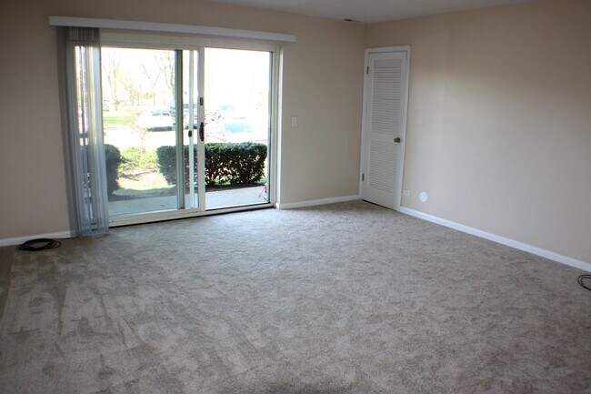 Foto del edificio - 900 Perrie Dr