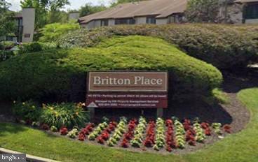 Foto del edificio - 103 Lucas Ln