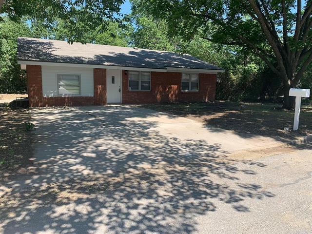Primary Photo - 514 Oak St