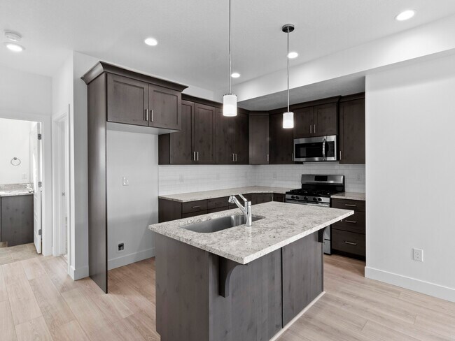 Building Photo - 143 E Amboise Ct