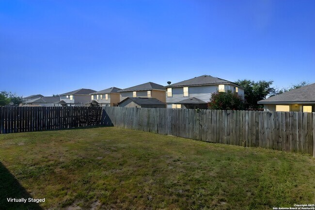 Foto del edificio - 6862 Cutting Creek