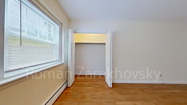 Foto del edificio - 2018 Commonwealth Ave