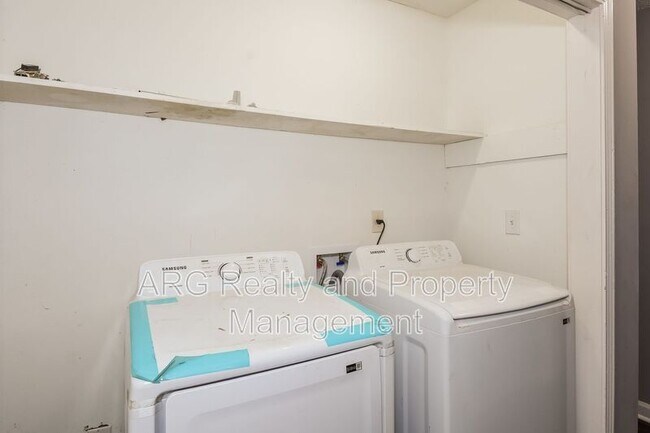 Foto del edificio - 3512 Bramblevine Cir