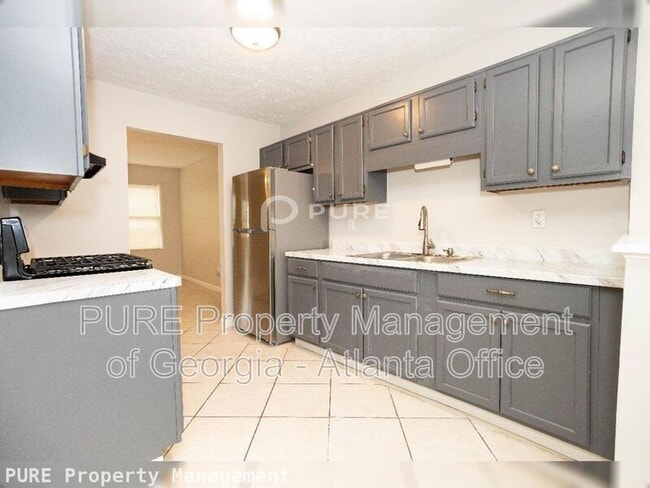 Foto del edificio - 7208 Crestside Dr