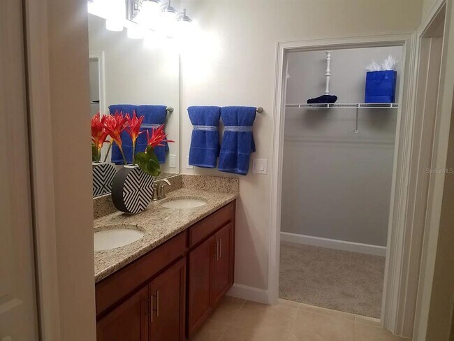 Foto del edificio - 4908 Clock Tower Dr