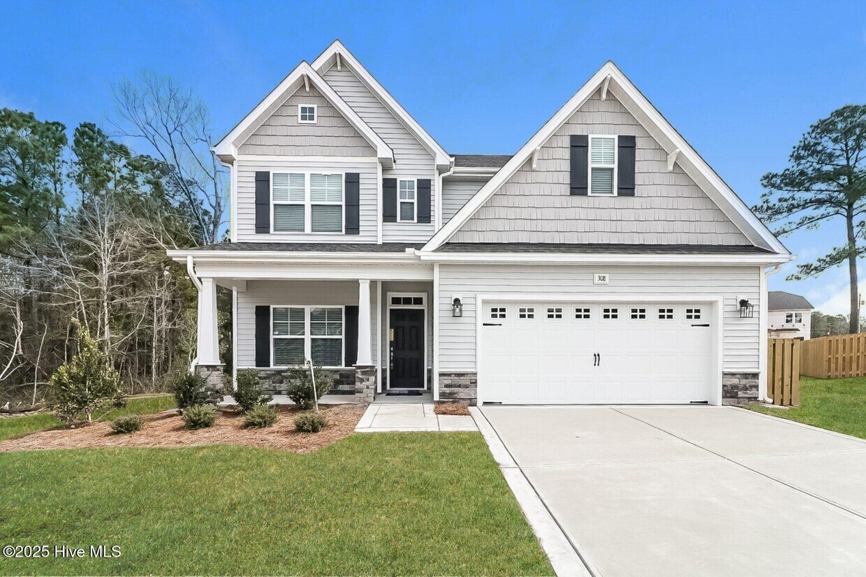 Foto principal - 308 McKenzie Pl