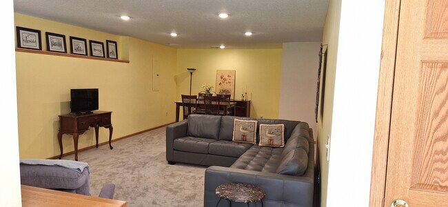 Living Room - 5930 Cranberry Dr
