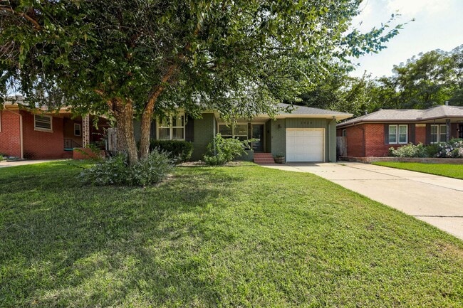 Building Photo - Charming 3-Bed, 2-Bath Home in NW OKC!!!