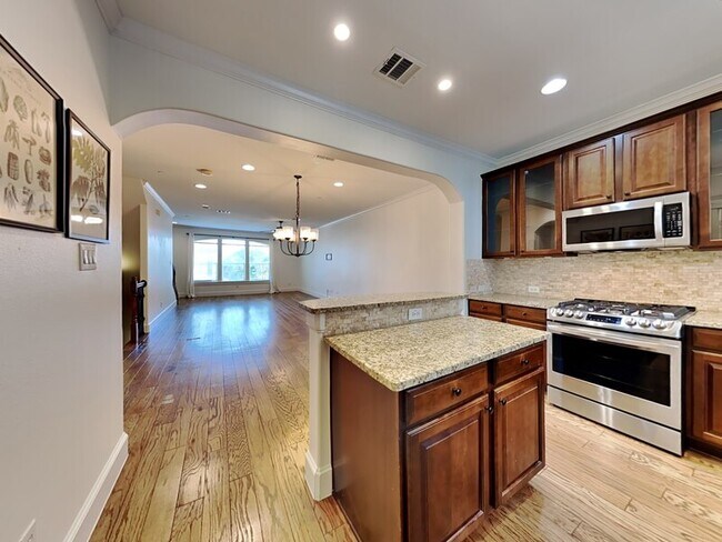 Building Photo - 1600 Abrams Rd