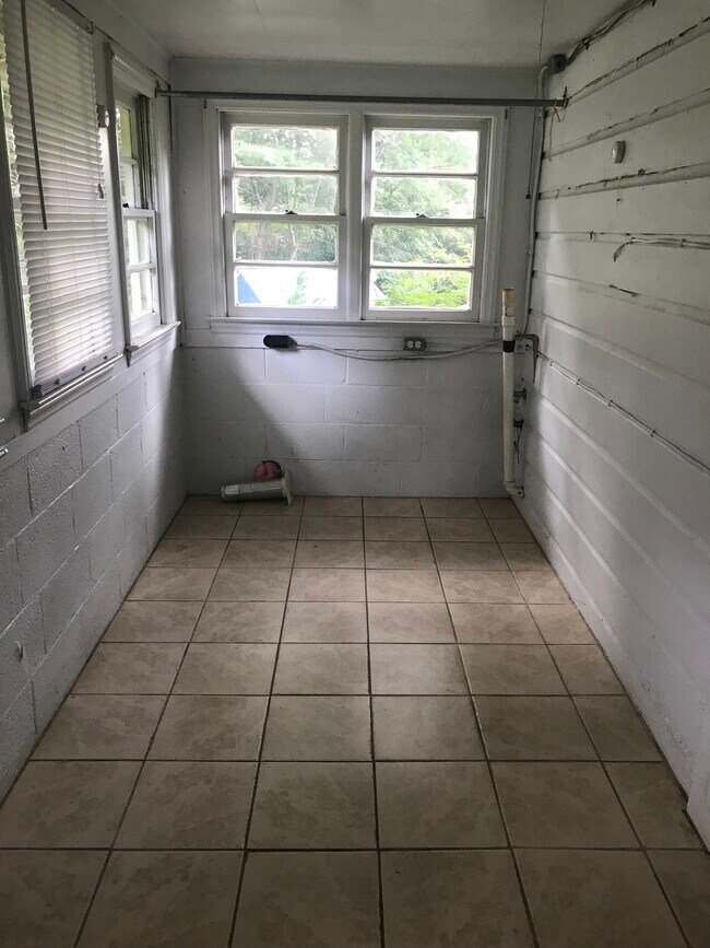 Building Photo - 3119 Stamey Cove Rd