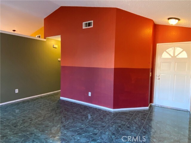 Foto del edificio - 24312 Fitz St