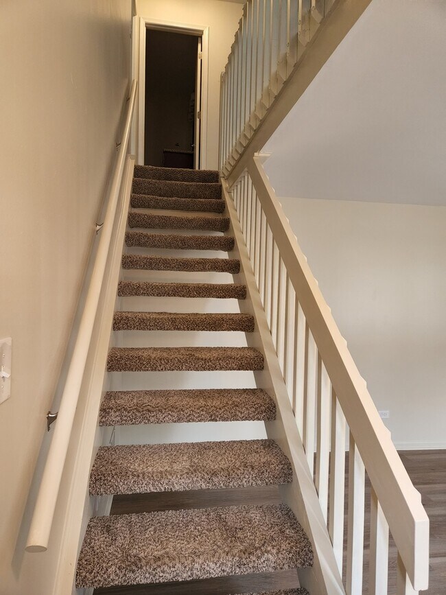 Foto del edificio - 15511 Westminster Dr