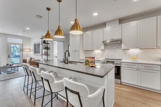 Building Photo - Plaza at Pinnacle Hills