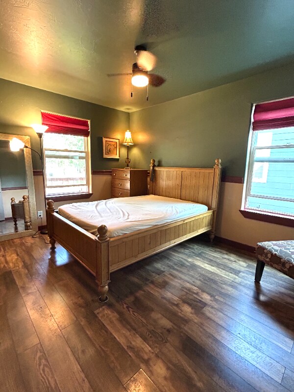 Foto del edificio - 112 W Dooley Ln