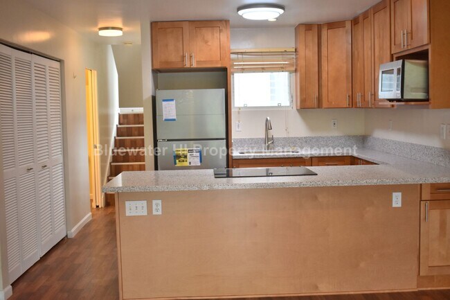 Foto del edificio - Hillside Terrace III (Aiea) 2/1.5/2 Townhome