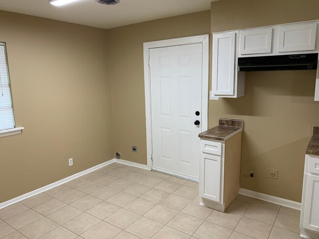 Foto del edificio - 701 Frayser Dr